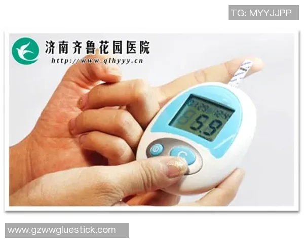 拜仁球员耳垂贴胶布揭秘背后真相原来是进行乳酸测试采血所需 拜仁球员耳垂贴胶布揭秘背后真相原来是进行乳酸测试采血所需